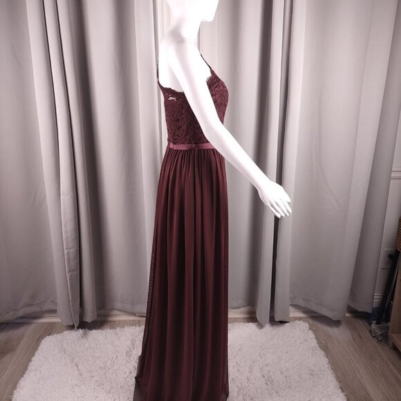 David’s Bridal Bridesmaid Lace Dress, 26 inch thigh slit. Wine Color Size 6 - Picture 3 of 14